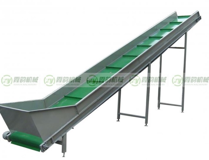 爬坡皮带输送机01