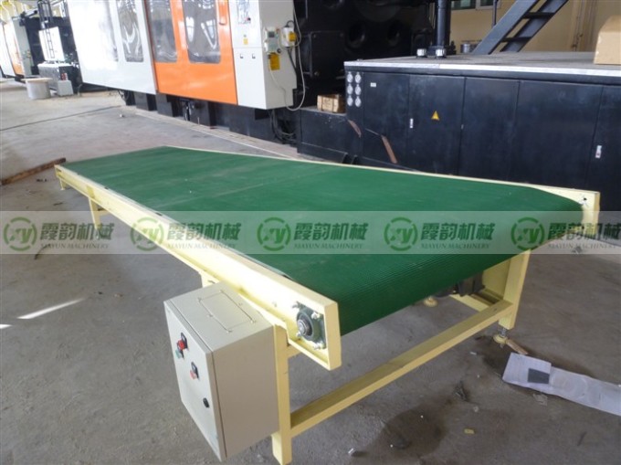 爬坡皮带输送机12